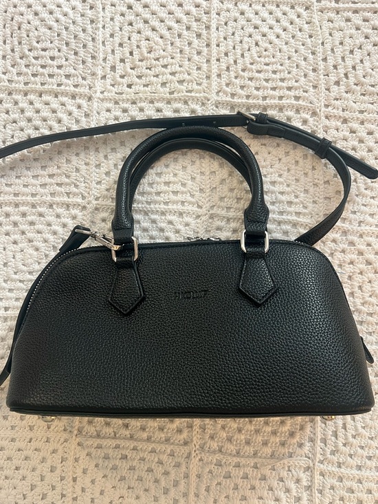 HKCLUF Handbags - HKCLUF Black Adjustable Strap Bag Vegan Leather New
